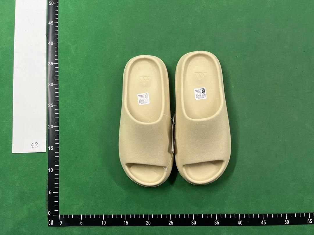  Yeezy  Slide -2