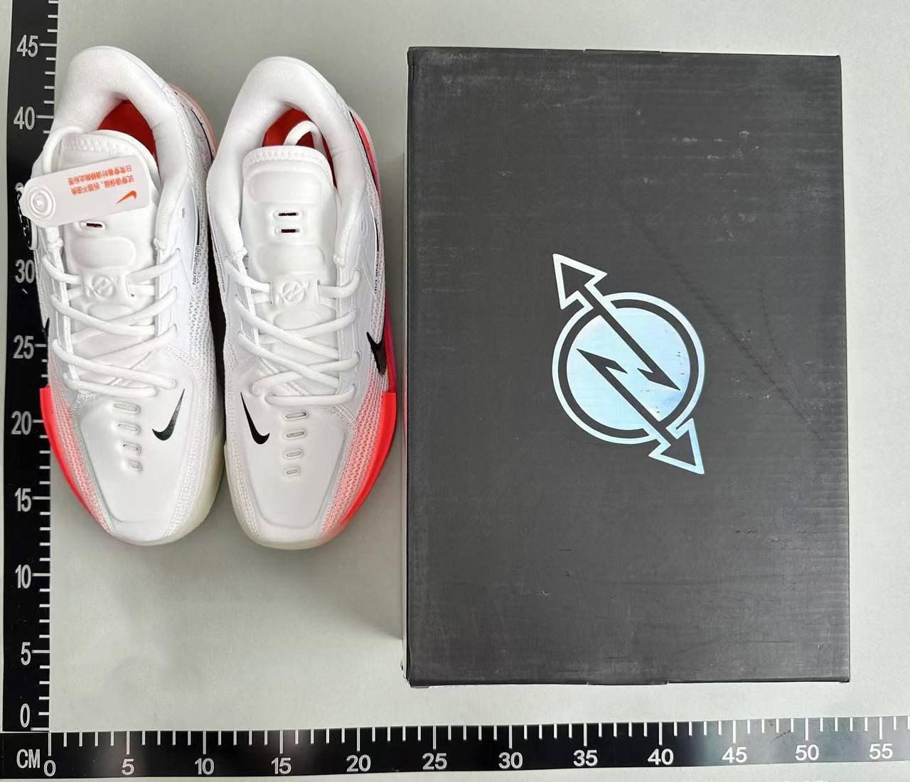 NIKE Air Zoom GT -5