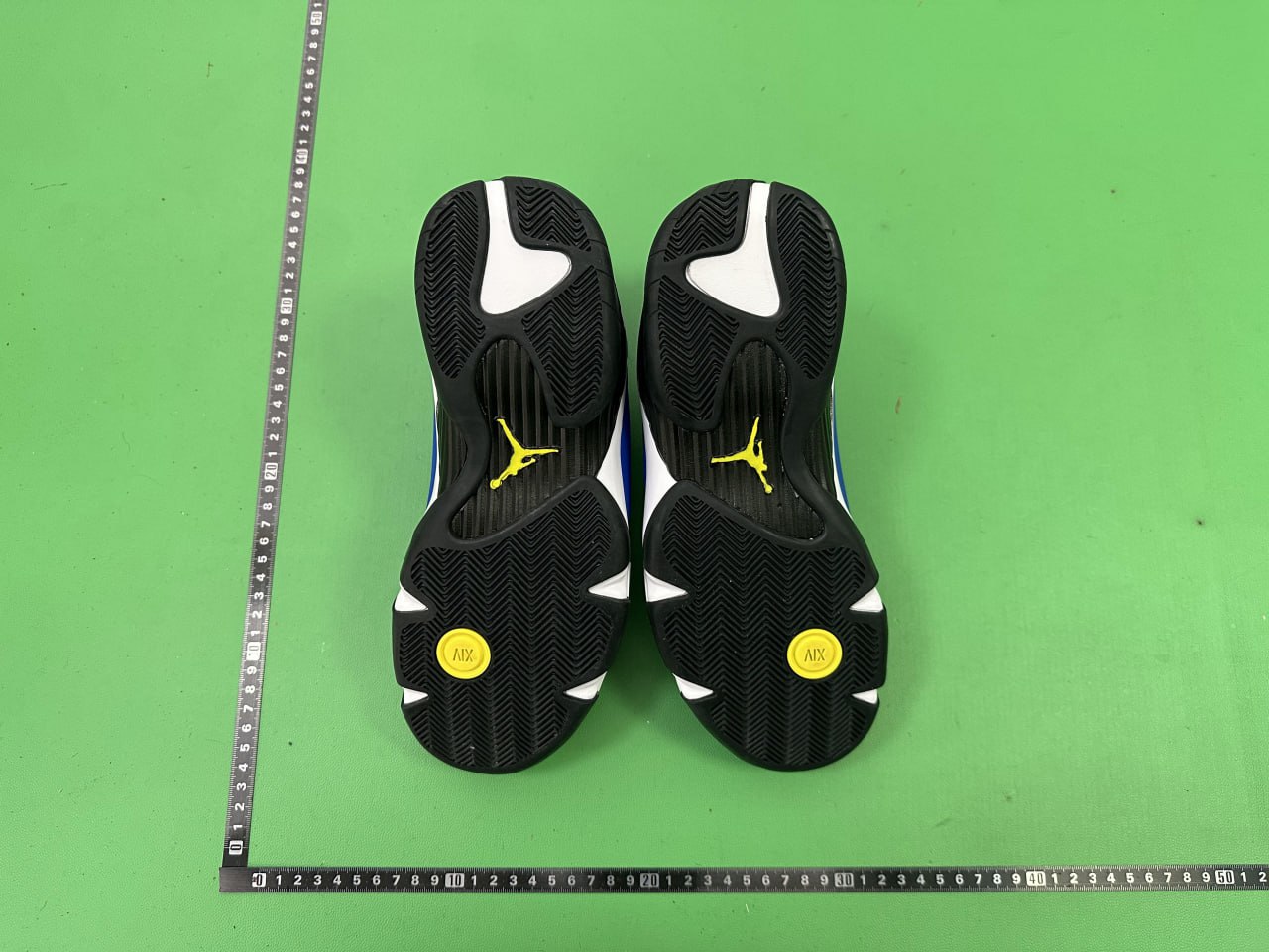 TOP    JORDAN  14 -3