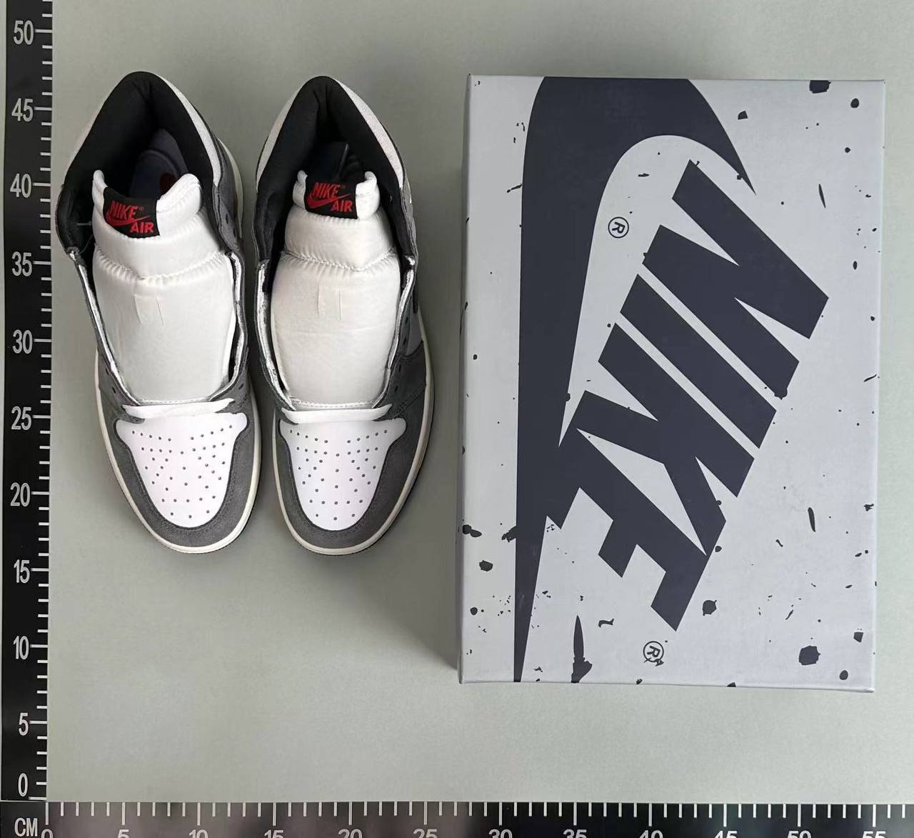 NIKE AIR JORDAN 1 Hight -5