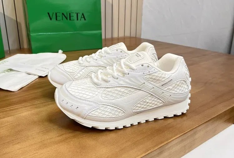 Bottega veneta orbit（35+tyle ）