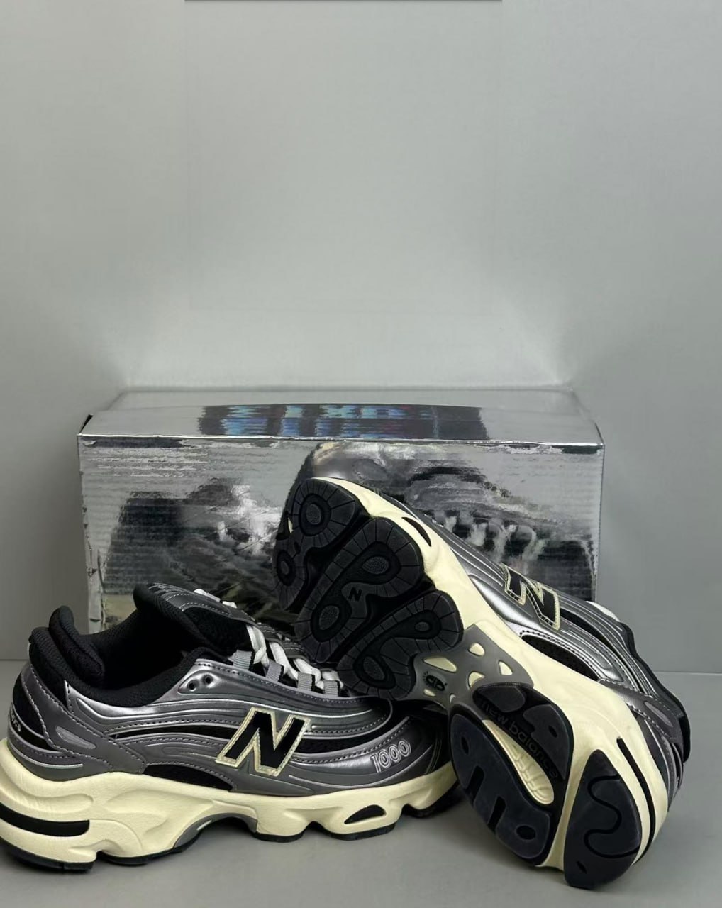 New Balance 1000 -4