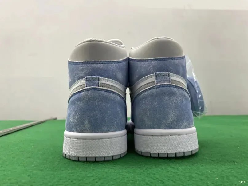 Jordan Air Jordan 1 -3