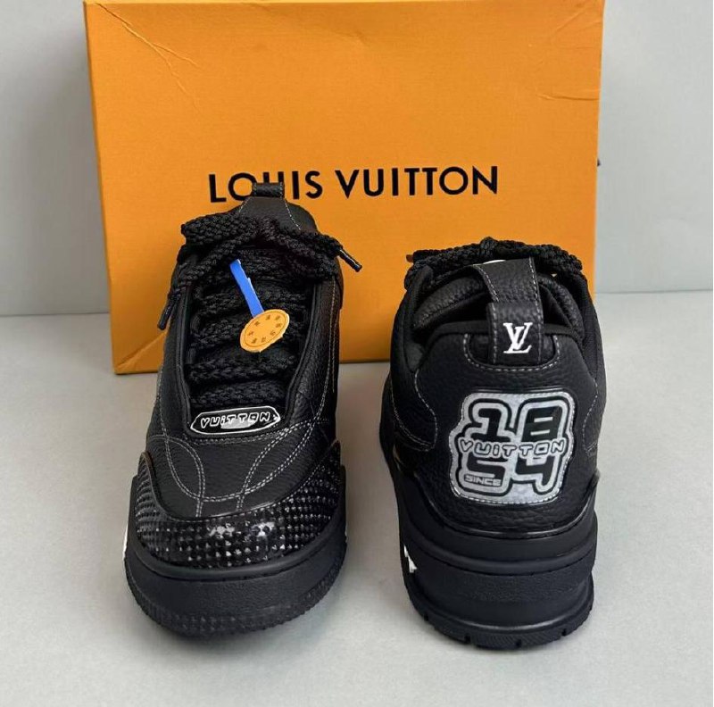 LV Skate Sneaker （color 23 -3