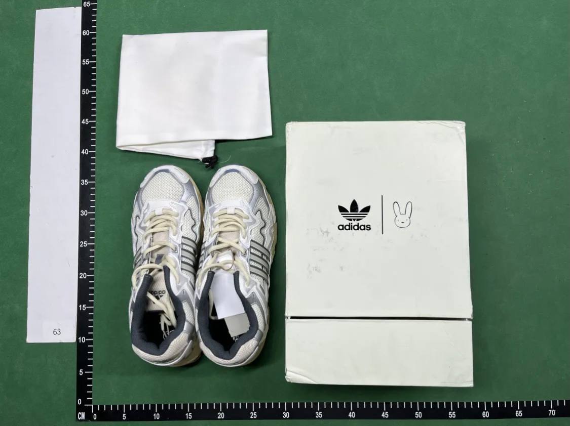  Bad Bunny x Adidas Response CL -2