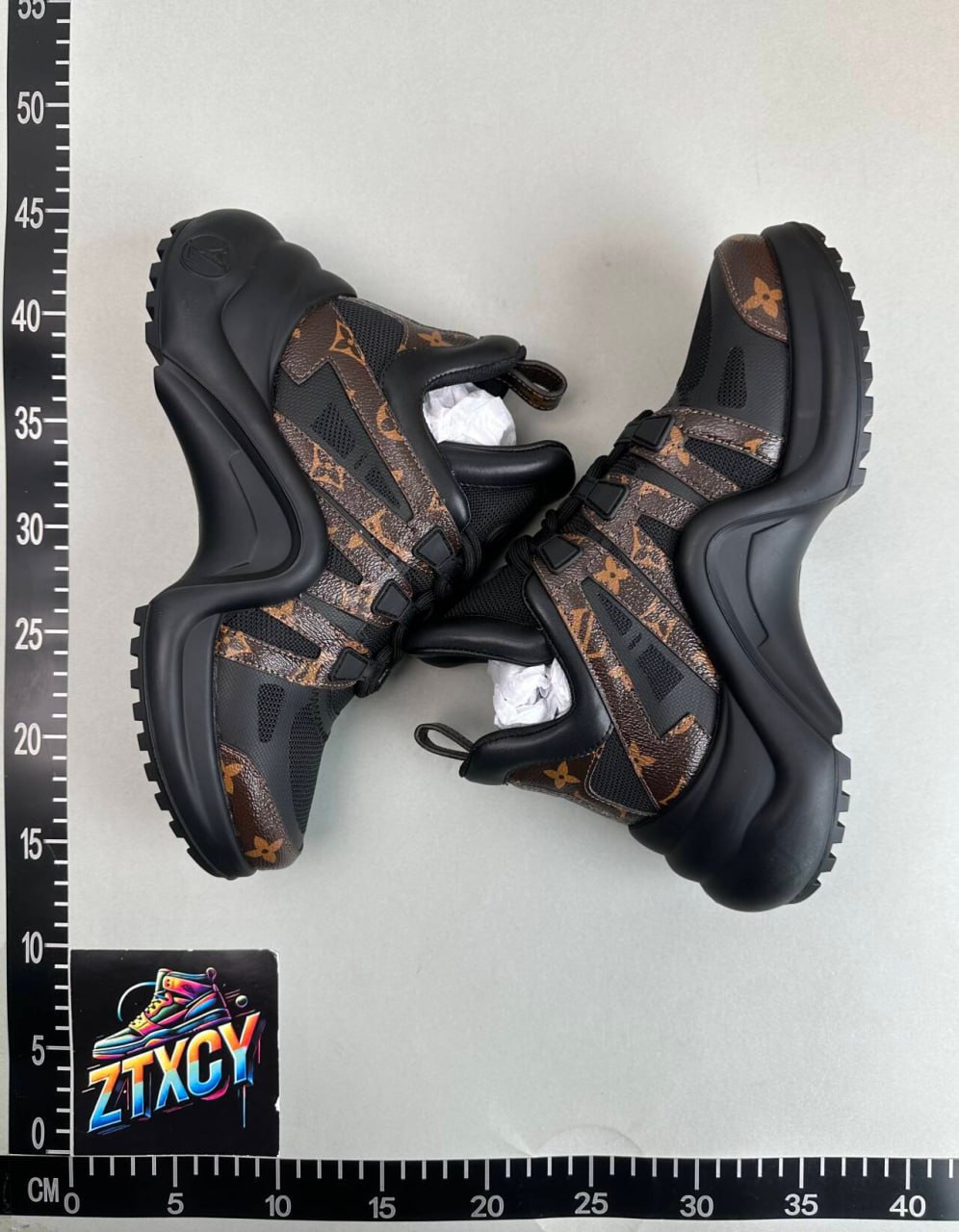 LV shoes -2