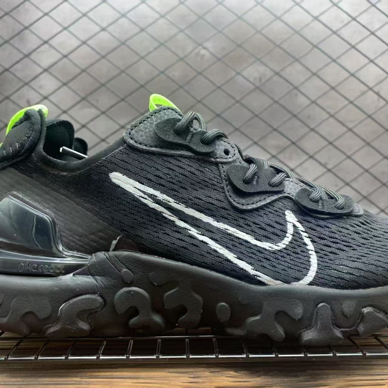 Nike shoes -3