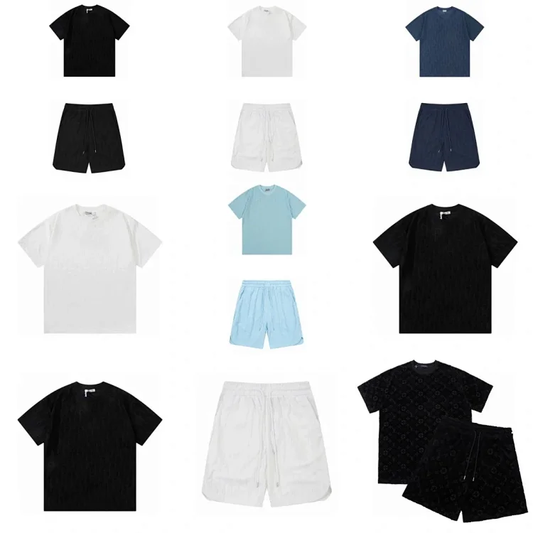 Dior suit  (36 CP)