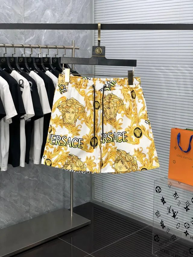  Givenchy shorts -2